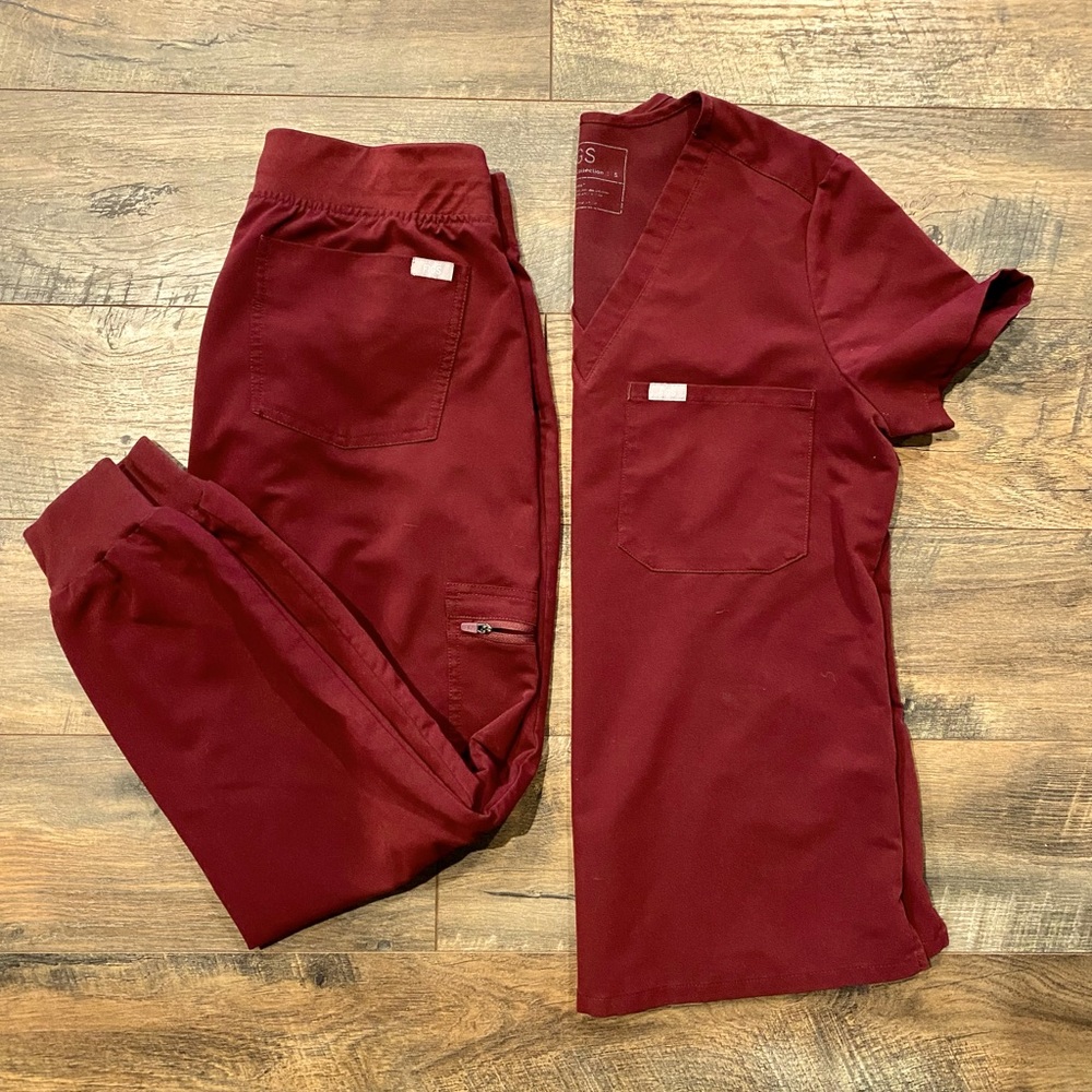Figs Burgundy Scrub Set - Women’s Small
